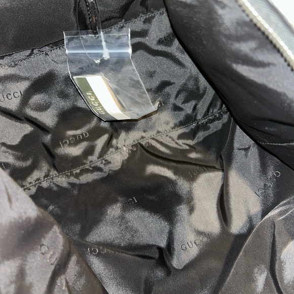 Gucci  beige Nylon Large Hobo Handbag - Picture 11 of 13